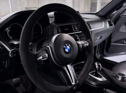 BMW - M2