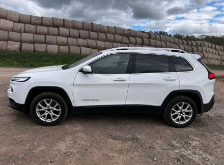Jeep - Cherokee