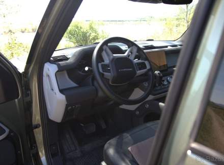Land Rover - Defender