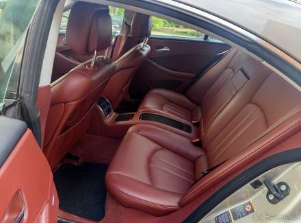 Mercedes-Benz - CLS