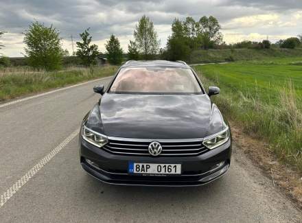 Volkswagen - Passat