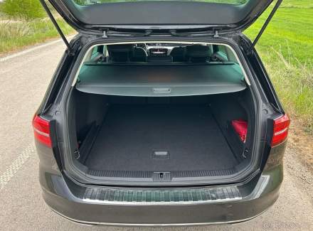 Volkswagen - Passat