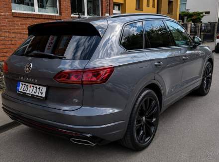 Volkswagen - Touareg