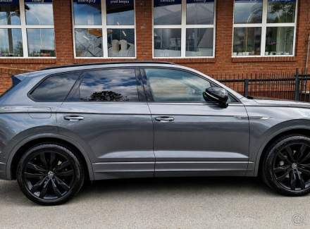 Volkswagen - Touareg