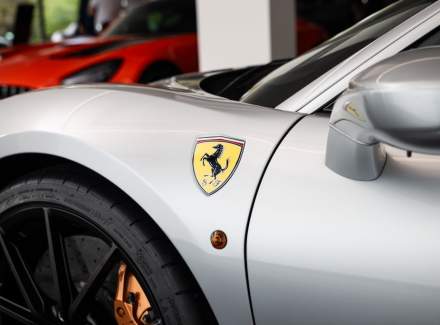 Ferrari - 488