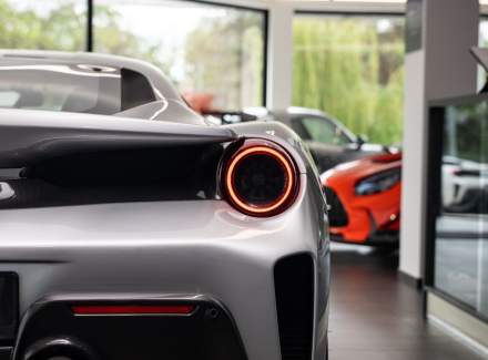 Ferrari - 488