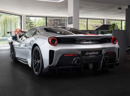 Ferrari - 488