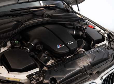 BMW - M5