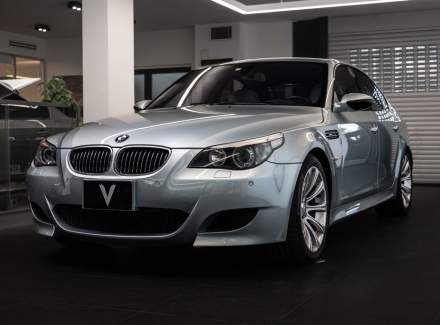 BMW - M5