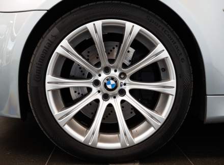BMW - M5