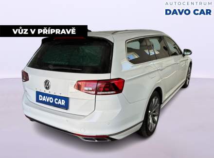 Volkswagen - Passat