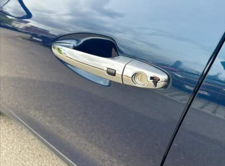 Kia - Niro