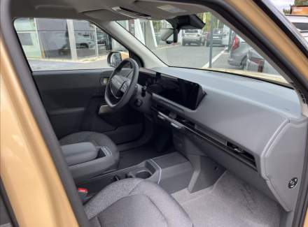 Kia - EV2