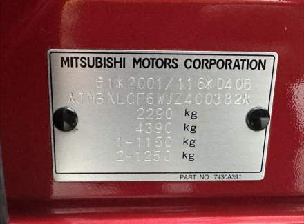 Mitsubishi - Outlander