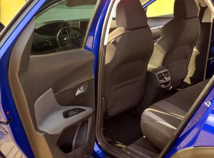 Peugeot - 3008