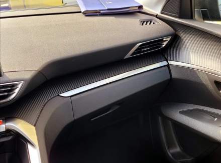 Peugeot - 3008