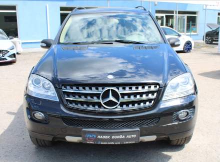 Mercedes-Benz - M-class