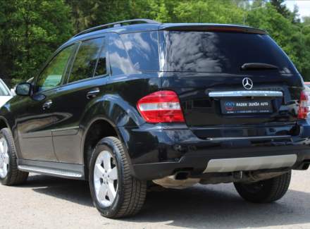 Mercedes-Benz - M-class