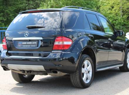 Mercedes-Benz - M-class