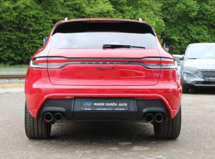 Porsche - Macan