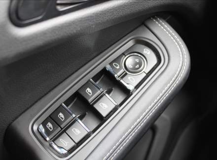 Porsche - Macan