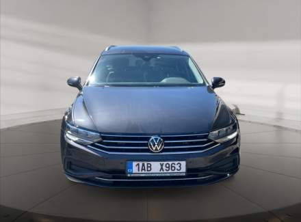 Volkswagen - Passat