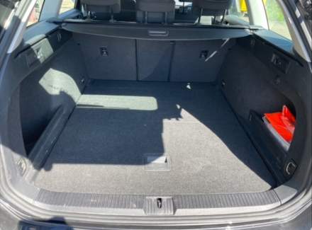 Volkswagen - Passat