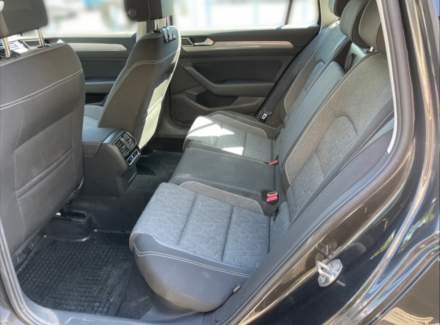 Volkswagen - Passat