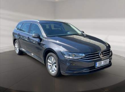 Volkswagen - Passat
