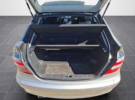 Mercedes-Benz - C-class
