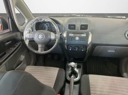Suzuki - SX4