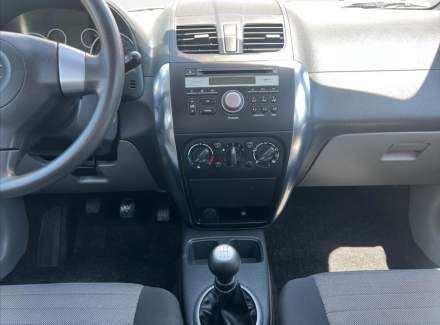Suzuki - SX4