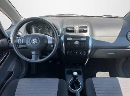 Suzuki - SX4