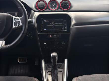 Suzuki - Vitara