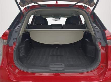 Nissan - X-Trail