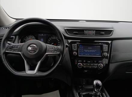 Nissan - X-Trail