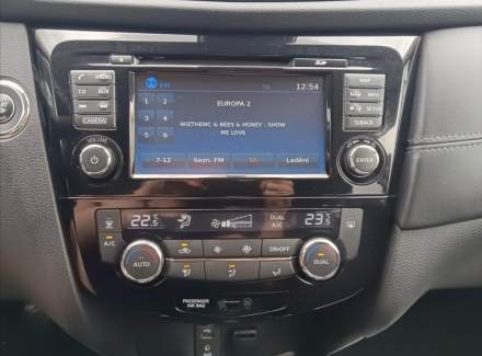 Nissan - X-Trail