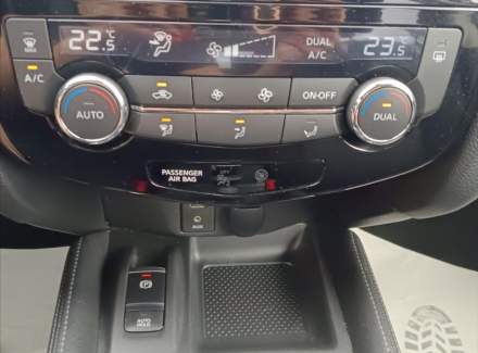 Nissan - X-Trail
