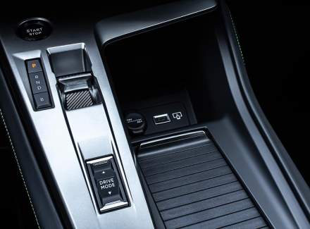 Peugeot - 408