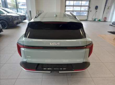Kia - K4