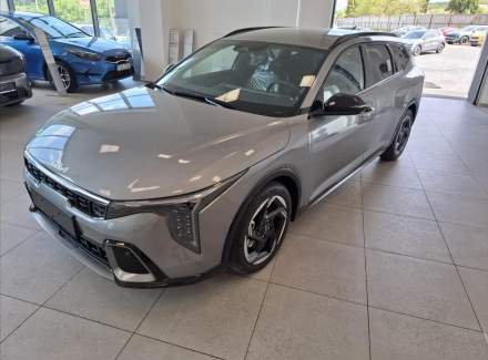 Kia - K4