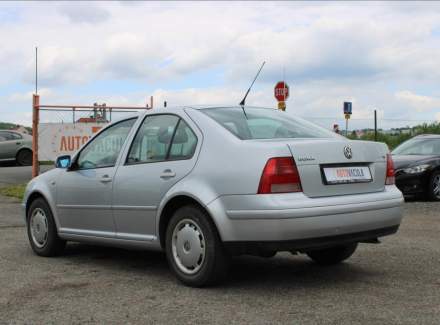 Volkswagen - Bora