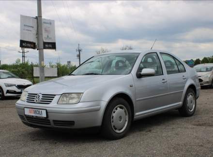 Volkswagen - Bora