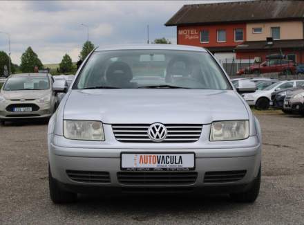 Volkswagen - Bora