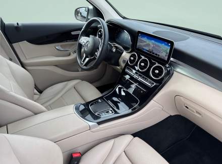 Mercedes-Benz - GLC