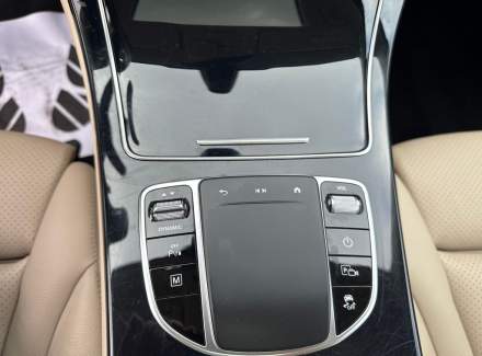 Mercedes-Benz - GLC
