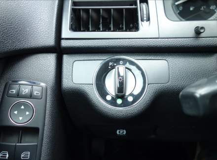 Mercedes-Benz - C-class