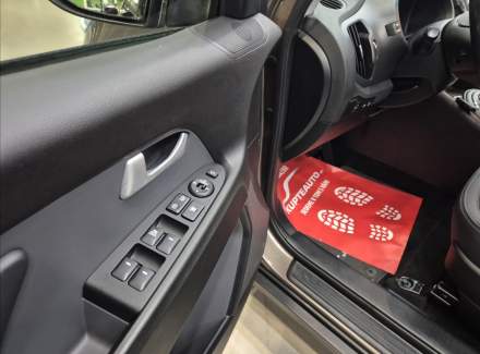 Kia - Sportage
