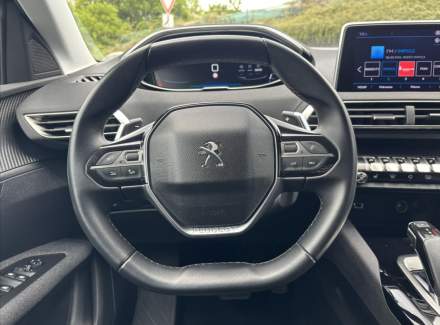 Peugeot - 3008