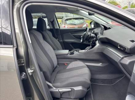 Peugeot - 3008